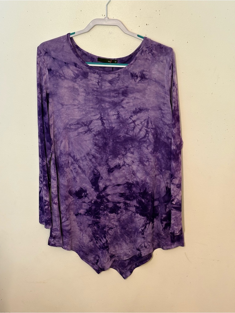 DJT Very Purple Tie-Dye Long Sleeve Women’s Top. Size XL. NWT.